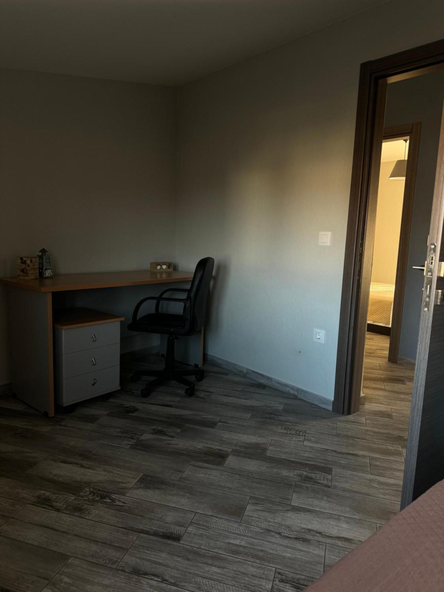 Private Modern Apartment ネア・ローダ エクステリア 写真